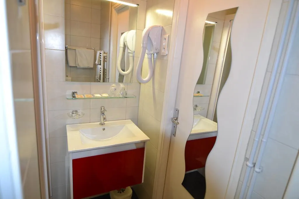 Brit Hotel Cahors - Le Valentre